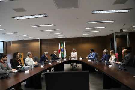 Governo de Minas firma mais uma parceria para gerar empregos, renda e desenvolvimento no Vale do Lítio
