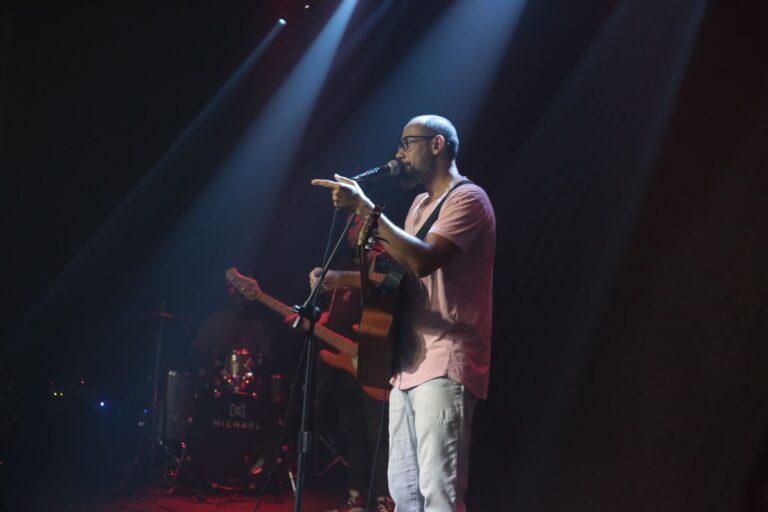 Hoje Ian Douglas grava seu primeiro DVD “Tu És Bom” em Santa Luzia-MG