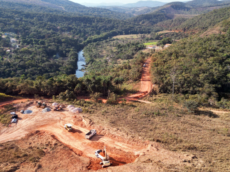 São Gonçalo inicia obra de pavimentação até Santa Bárbara