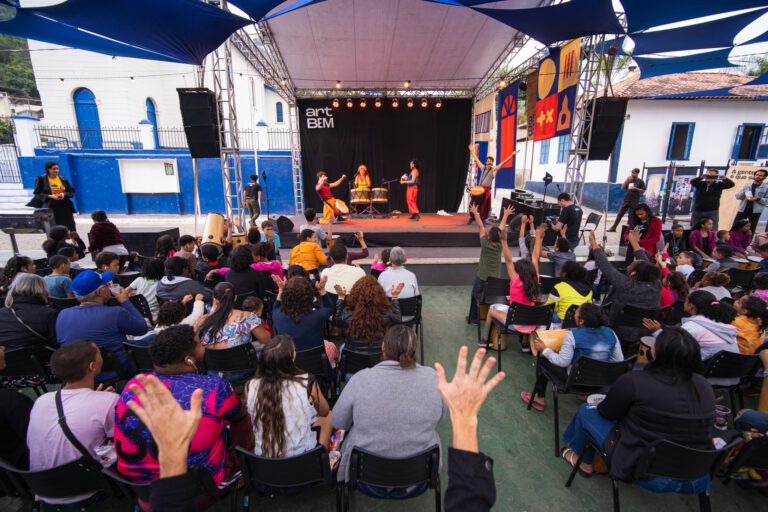 Festival artBEM levou atividades culturais para 2,5 mil pessoas em Antônio Dias