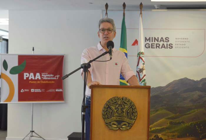 Governo de Minas vai distribuir gratuitamente 1,3 milhão de litros de leite para mais de 14 mil famílias do Norte e Nordeste do estado