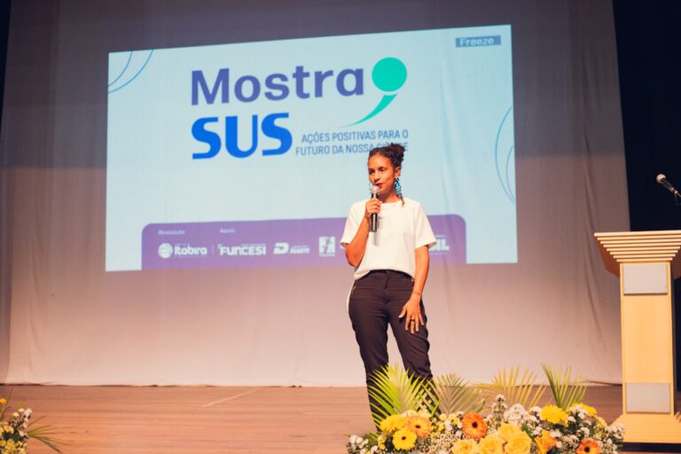 Conferência com Júlia Rocha e premiação de projetos inovadores encerram a 1ª Mostra SUS de Itabira