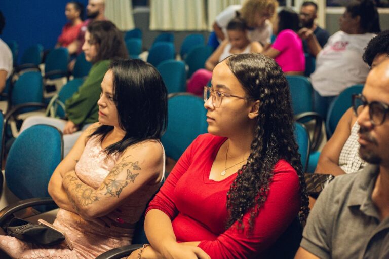 Programa de formação de mão de obra é lançado em Itabira com 900 vagas em 39 cursos gratuitos