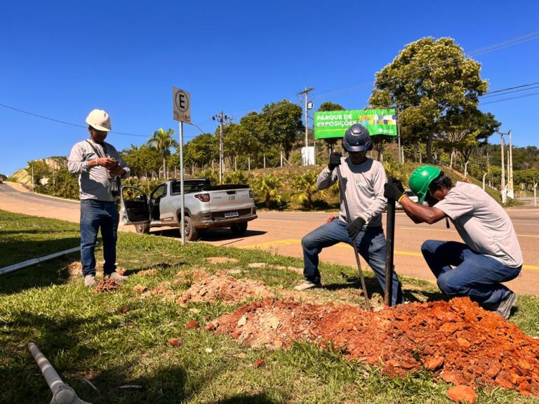 Postes para câmeras de monitoramento são instalados em São Gonçalo