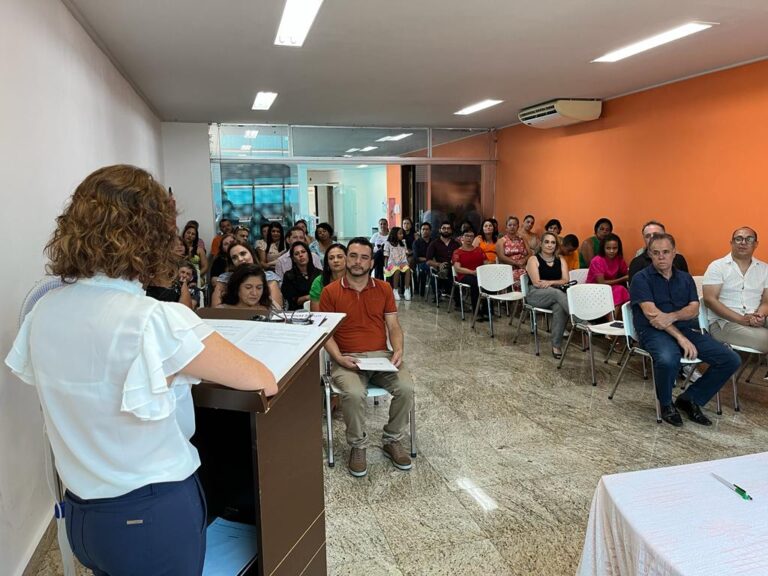 Prefeitura de São Gonçalo empossa diretores das escolas municipais