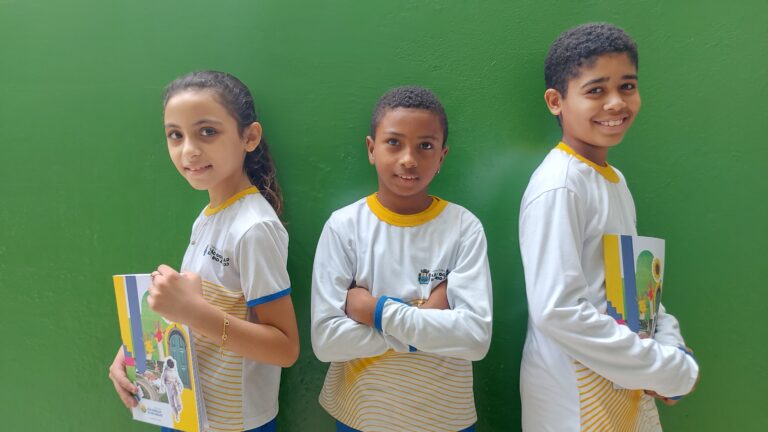 Estudantes da rede municipal de São Gonçalo receberão uniformes no início do ano letivo