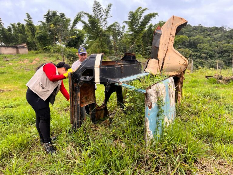 “Dia D” de combate à dengue teve conscientização e limpeza em residências