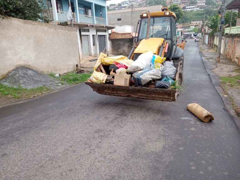 “Esquadrão” da Prefeitura de Itabira percorre o Pedreira em Dia D contra a Dengue