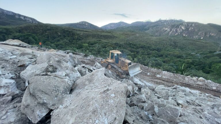 Trecho de rodovia entre Barão de Cocais e Caeté será interditado para detonação de rocha nesta sexta-feira (2/2)