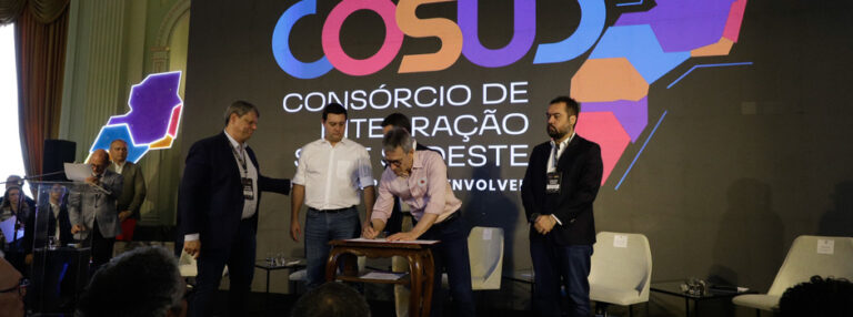 Governadores firmam pacto pela segurança pública em carta de compromissos da 10ª edição do Cosud