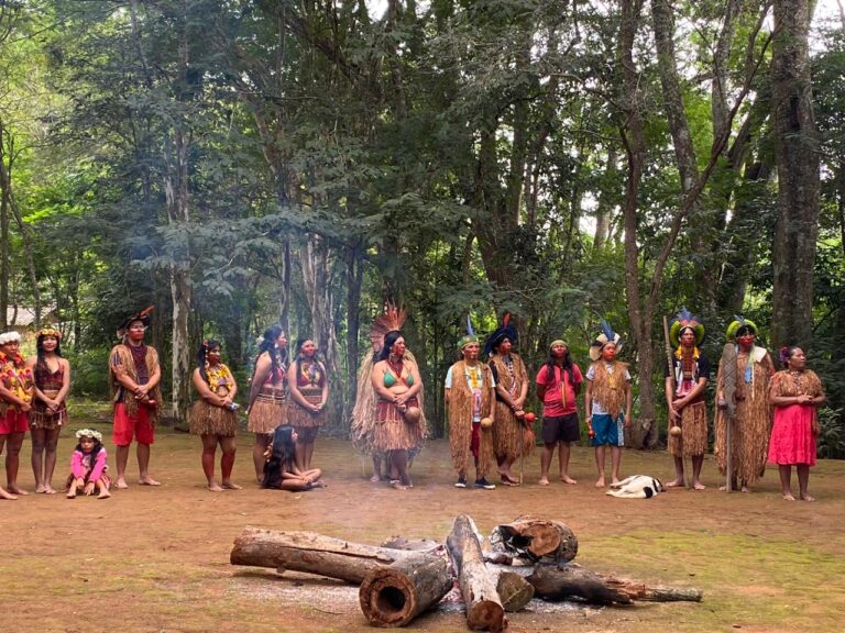 Dia dos Povos Indígenas: Secretaria de Educação promove reflexão e valorização da diversidade cultural