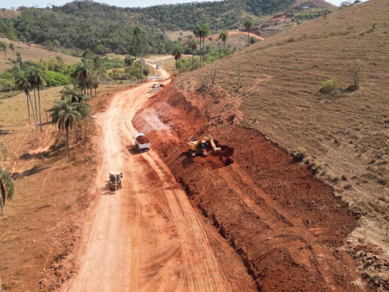 Obras nas Estradas de Rio Claro e Gabriel são iniciadas