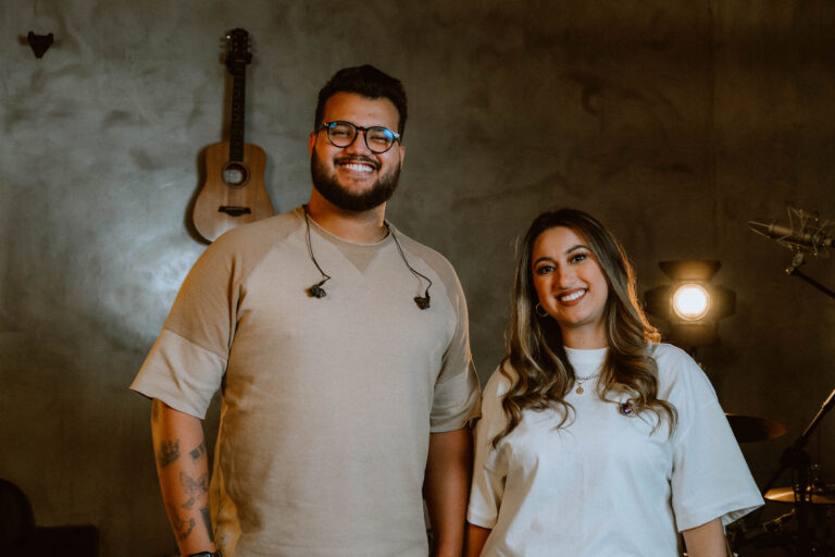 John Dias Lança “Céu Por Dentro” em Colaboração com Beth Ramos