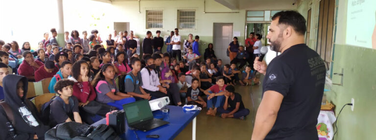 Minas promove Dia D de ação de combate à violência contra crianças e adolescentes nas escolas