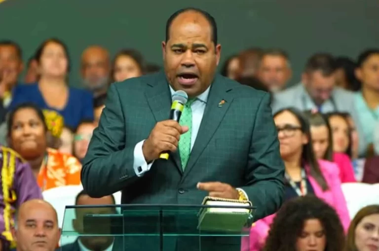 “Vá pra baixa da égua, chega de hino worship”, diz pastor no Gideões