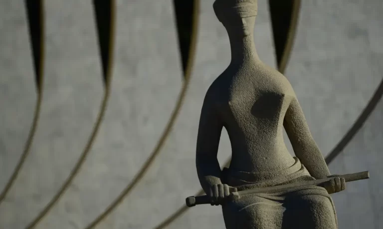 Moraes mantém prisão de 2 acusados pelo assassinato de Marielle Franco