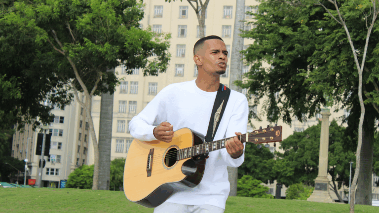 Gênesis Herrera em mais uma forte canção: “Você Vai Viver Milagres”