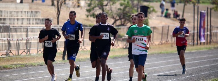 Jogos Escolares reúnem mais de 17 mil estudantes em busca de vaga para a etapa estadual em Minas