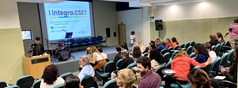 Secretaria de Educação promove formação e diálogo para promover um ambiente escolar mais seguro e acolhedor