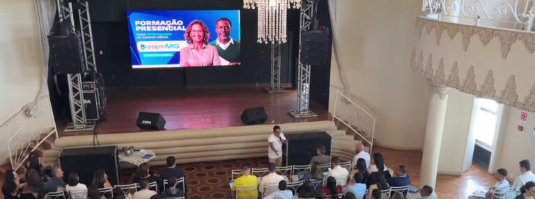 Estado investe na formação de professores para fortalecer a preparação dos estudantes para o Enem