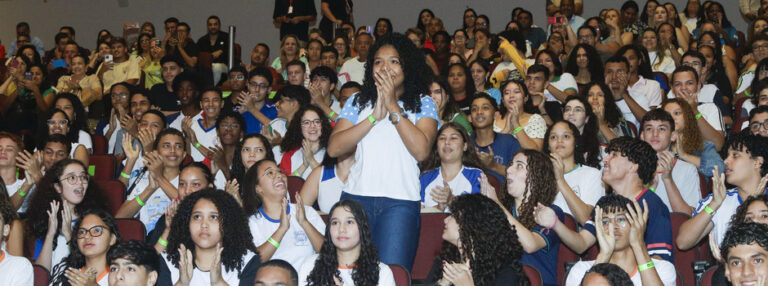 Governo de Minas divulga semifinalistas para intercâmbio do Passaporte Mineiro do Conhecimento