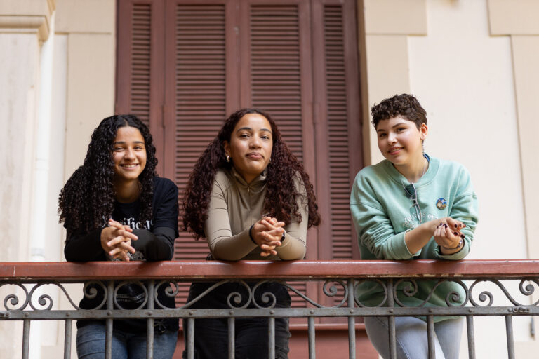 Programa SOMOS Futuro oferece 234 bolsas de estudos para alunos do 9º ano