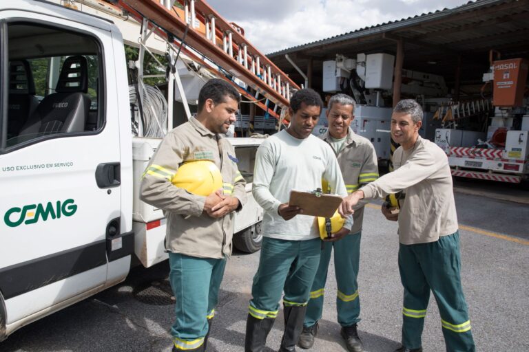 Inscrições do concurso da Cemig para 150 eletricistas começam nesta segunda, dia 01/09 