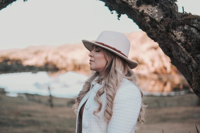 Fernanda Martell lança o single “Primeiro Amor” pelo selo Labidad Gospel