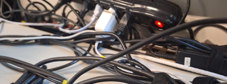 Cemig faz alerta para risco de morte em incêndios causados por instalações elétricas precárias