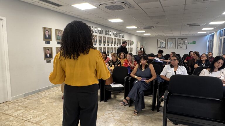 Itabira avança na consolidação do Plano Municipal da Primeira Infância e apresenta dados do Prisma