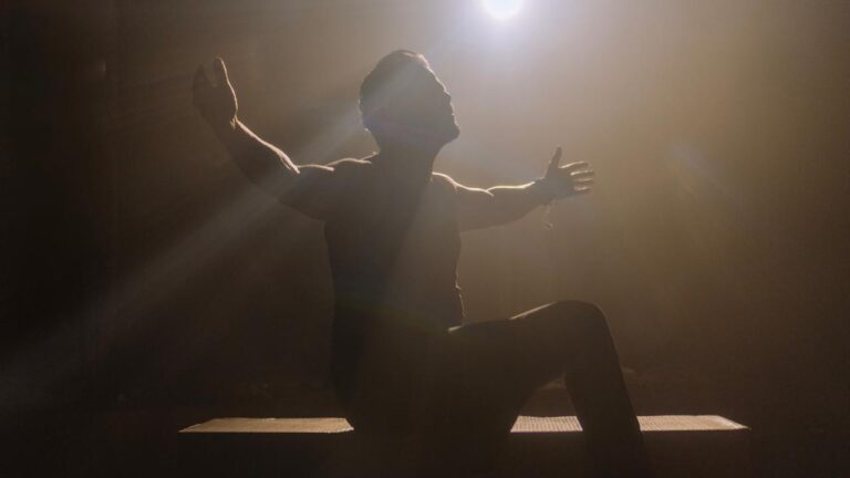 O cantor Filipe Marques lança a bela canção “Amor de Deus”