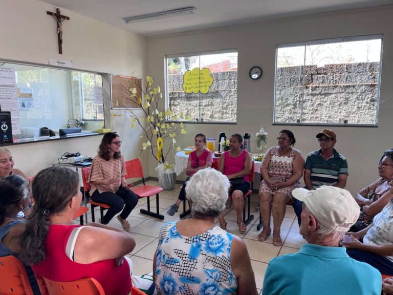 Prefeitura promove ação de valorização da vida com foco na saúde mental dos idosos