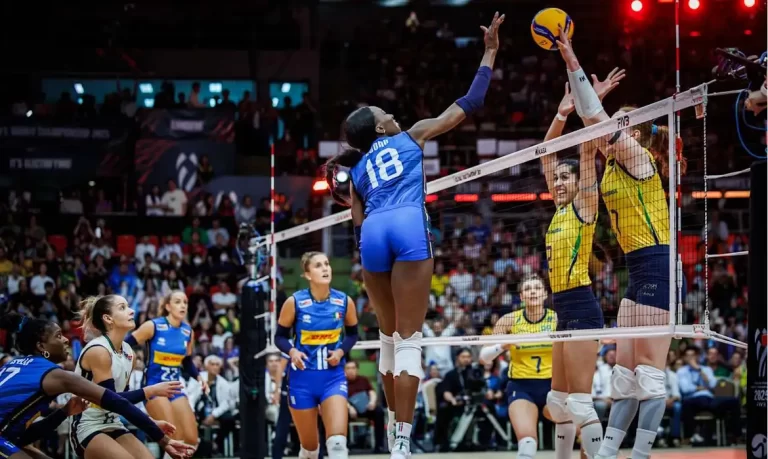 Vôlei: Brasil perde para Itália e fica fora da decisão do Mundial
