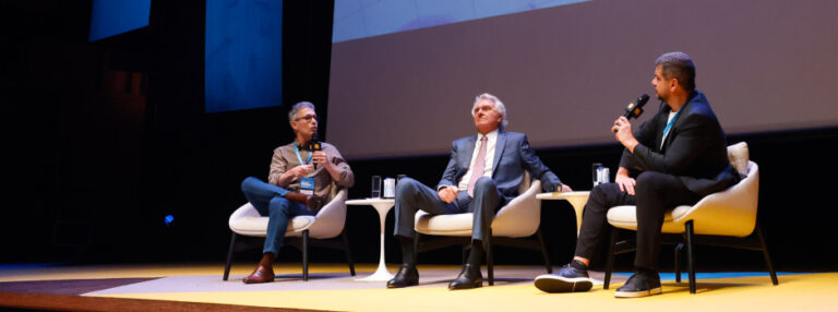 Governador de Minas aponta desafios e avanços da segurança pública durante evento em São Paulo