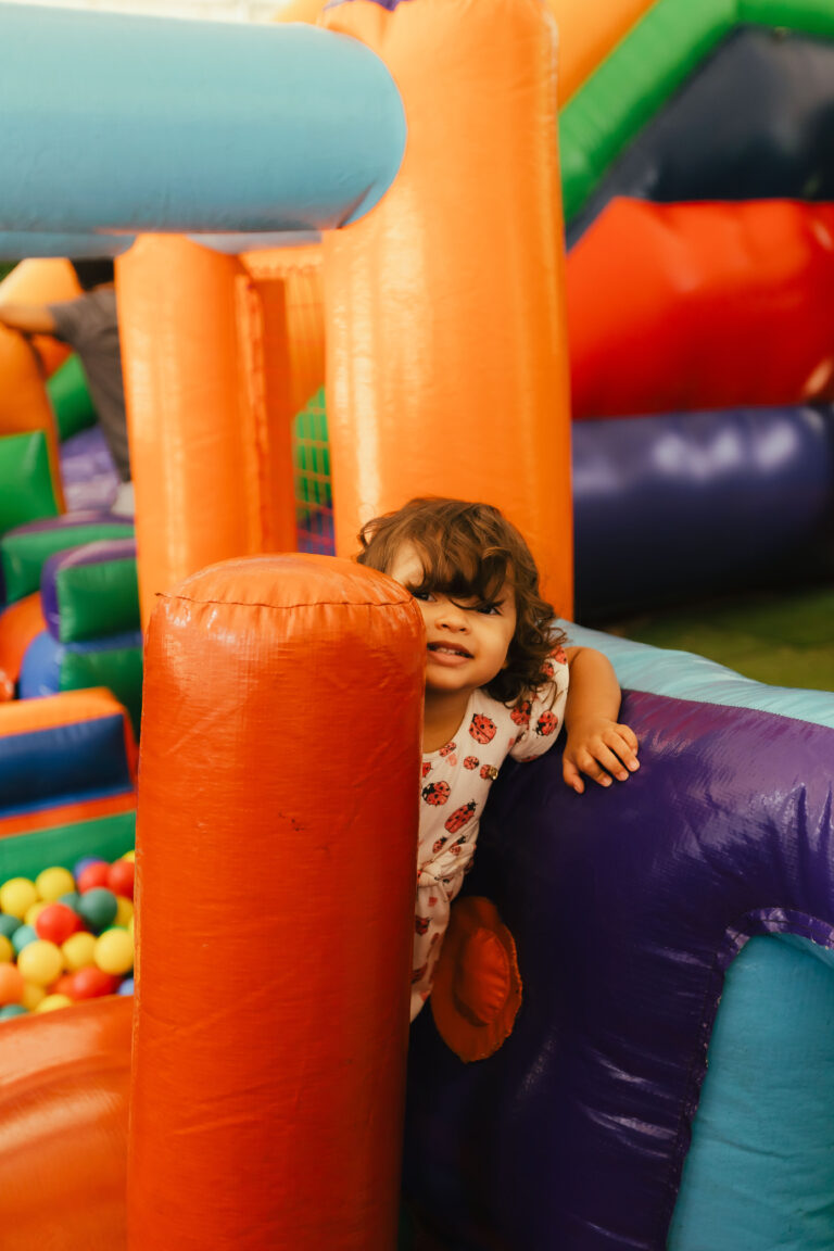 Semana da Criança continua no Parque do Palácio com oficinas, arte e espetáculos até domingo