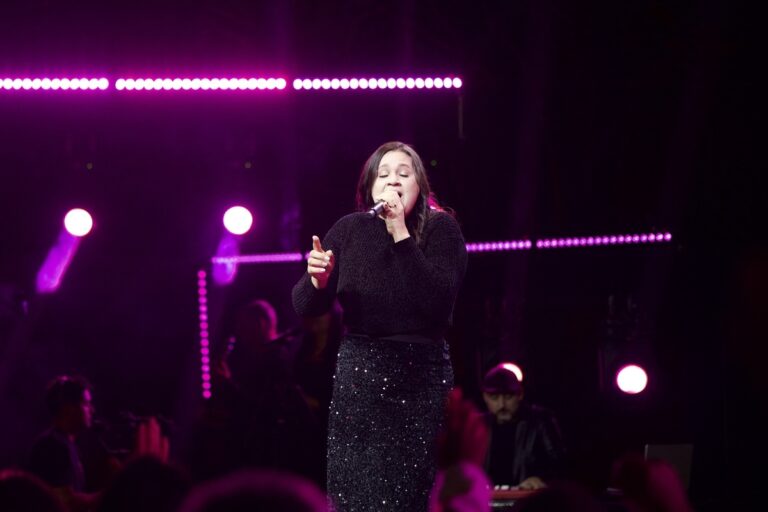 A cantora Nilza Garcia lança “O Céu Não Abandona”, fé em Deus e confiança na oração