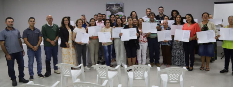 Minas Gerais comemora o Dia da Regularização Fundiária com mais de 19 mil títulos emitidos desde 2019