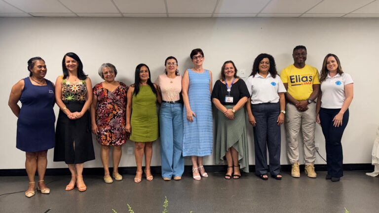 Educação entrega Selo de Boas Práticas em Alfabetização em reconhecimento às ações que fortalecem a aprendizagem