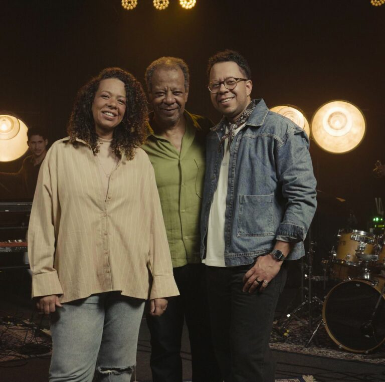 Rodrigo de Campos lança a canção “Anseio”, collab Adhemar de Campos e Mari Campos