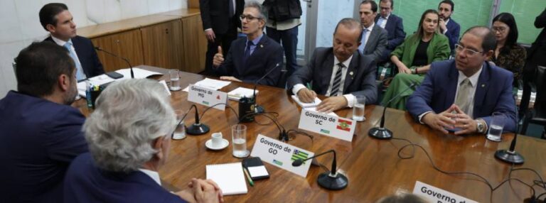 Em Brasília, governador de Minas Gerais participa de reunião sobre segurança pública