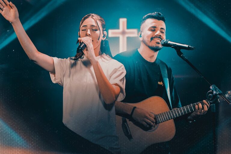 Cantor Stéfanno Dias lança versão do clássico “Essência da Adoração” com participação de Tawane Ricelly