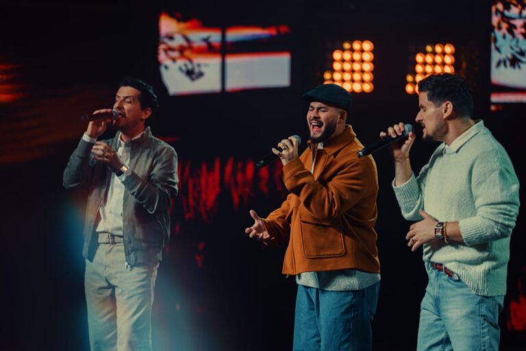 André e Felipe collab Jottapê no testemunho cantado “Hoje Eu Tenho Tudo”