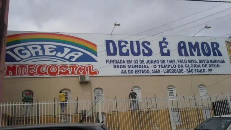 Igreja Deus é Amor expulsa e disciplina mais de 100 obreiros no Brasil e no exterior