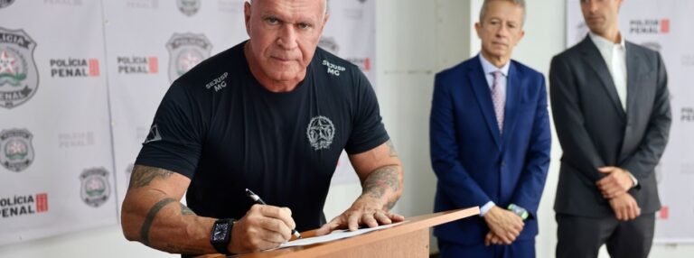 Secretaria de Justiça e Segurança Pública firma termo para ampliar trabalho prisional e ressocialização em Minas