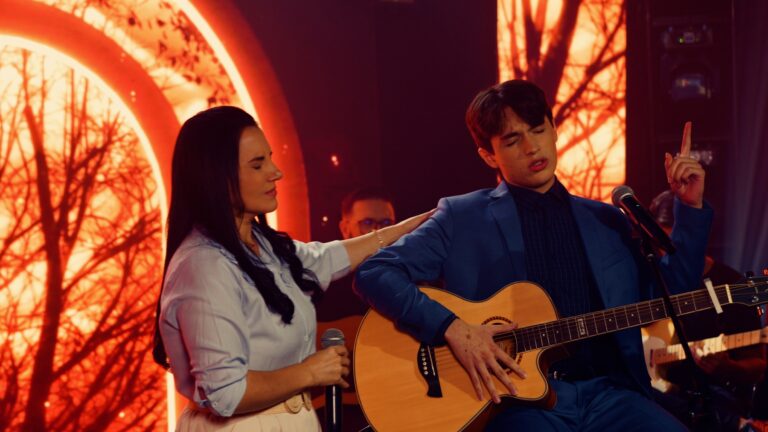 Nicolas Henrique lança “Quando Todo Mundo Foi Embora Deus Ficou”, primeiro single de seu novo DVD