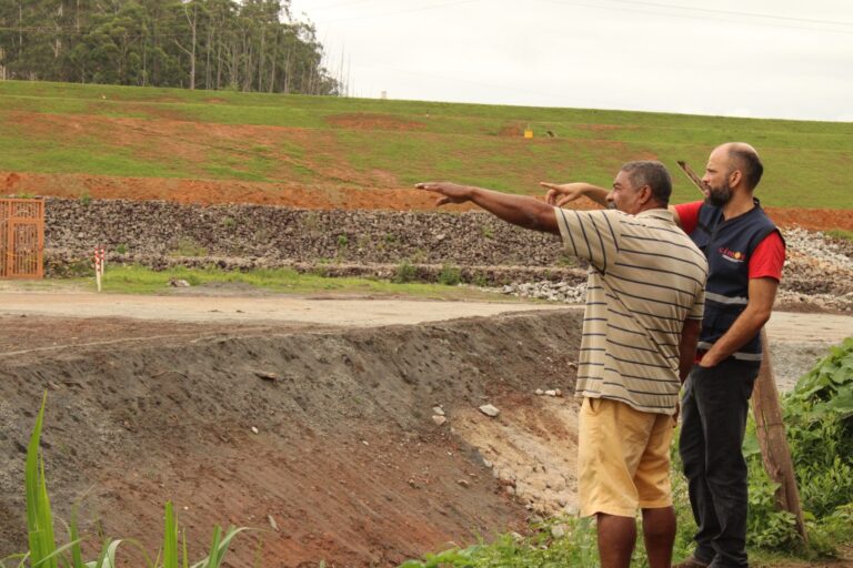 Comunidades atingidas do Sistema Pontal recebem MPMG para tratar de impactos e direitos