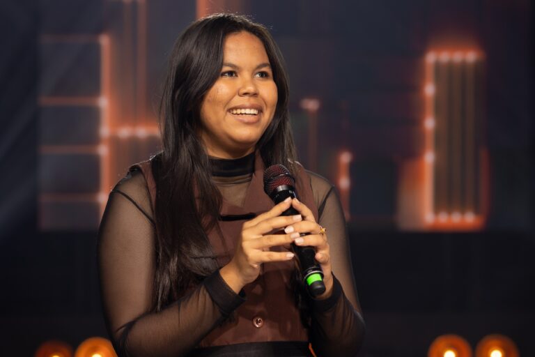 Wellen Carvalho apresenta o single “Eu Já Vivi Milagres”, gravado em Goiânia