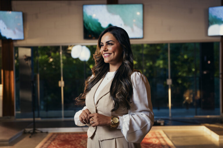 Laiane Torres lança “Te Desejamos”, canção que nasceu de uma década de espera e entrega a Deus