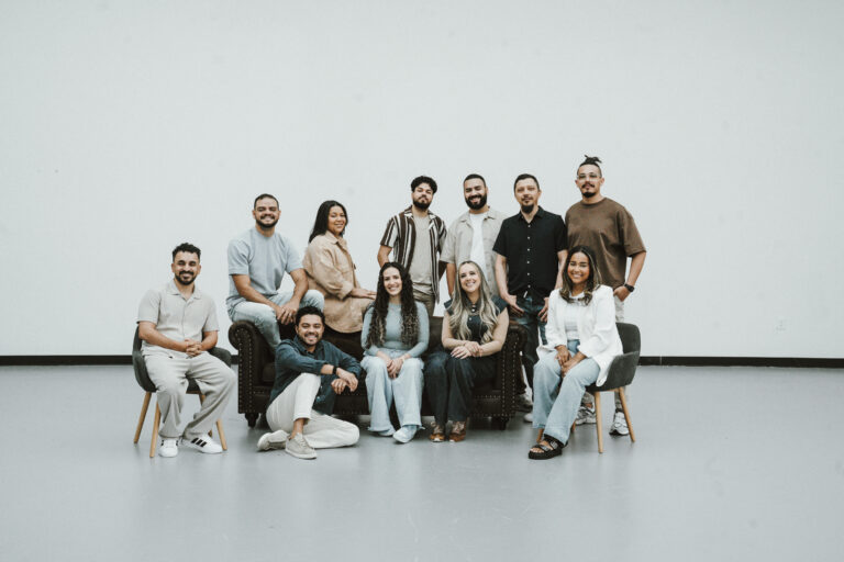 El Shadday Worship amplia sua voz de adoração com canções que atravessam fronteiras