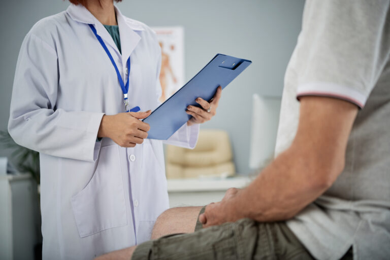 Quase 3 em cada 10 adultos têm hipertensão: saiba quais exames simples ajudam a identificar risco cardiovascular
